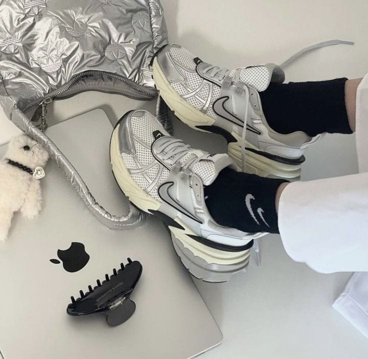 Nike V2k Run Metallica Silver