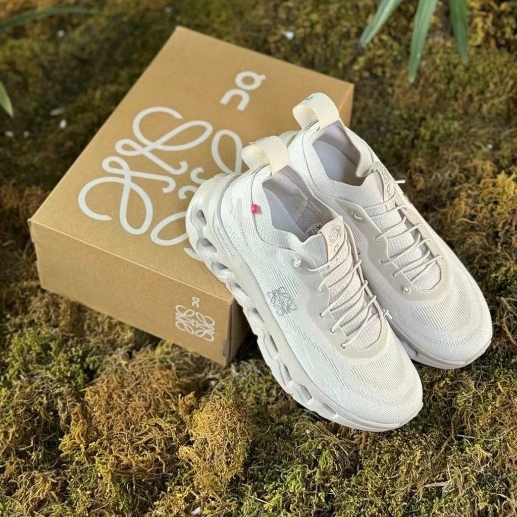 On Cloud X LOEWE All-White