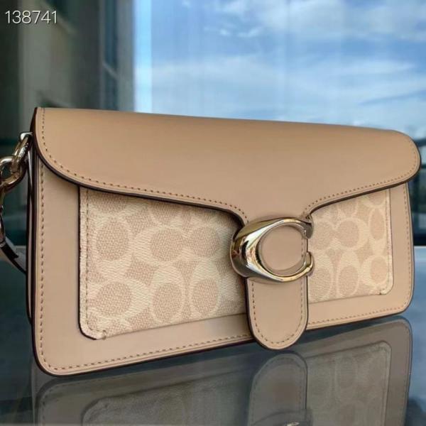 Coach Tabby 26 Shoulder Bag With OG Box & Dust Bag (Apricot 142)