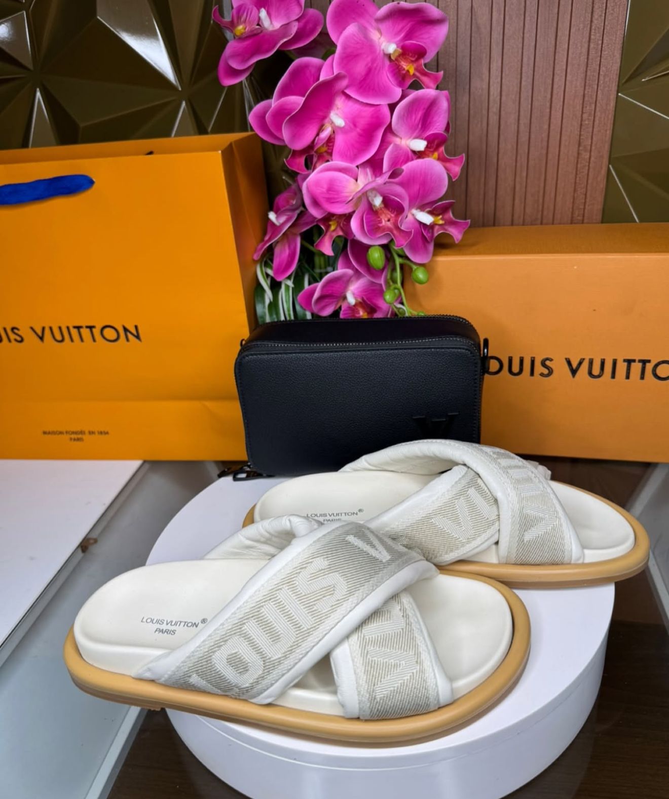 Louis Vuitton LV Bliss Comfort Mule Sandals