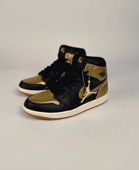 Nike Air Jordan 1 High OG Black & Gold  SEMI UA