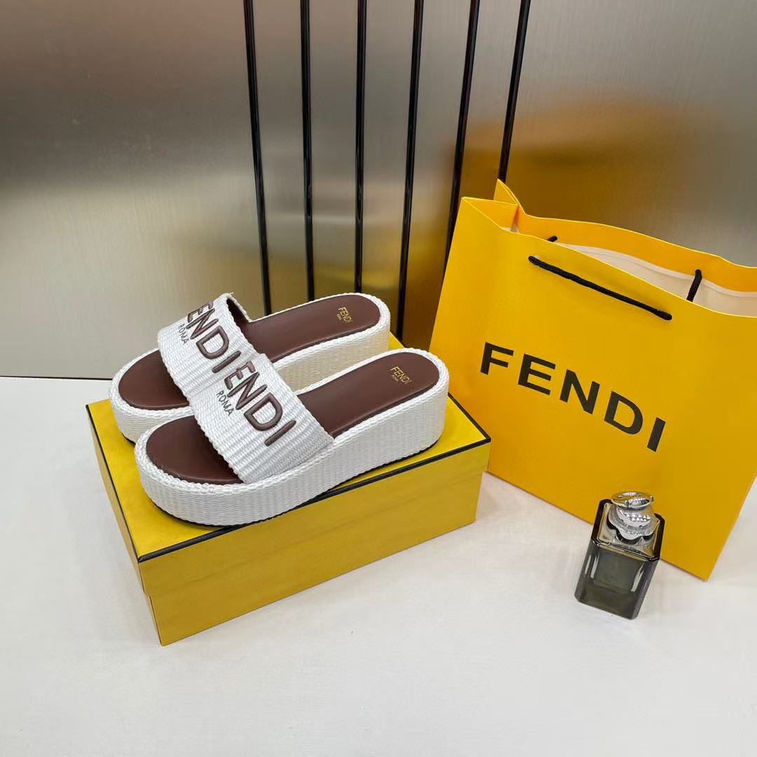 Fendi Sunshine Flip-flop Sandal With Platform In Cotton Fiber White Brown With OG Box & Carry Bag