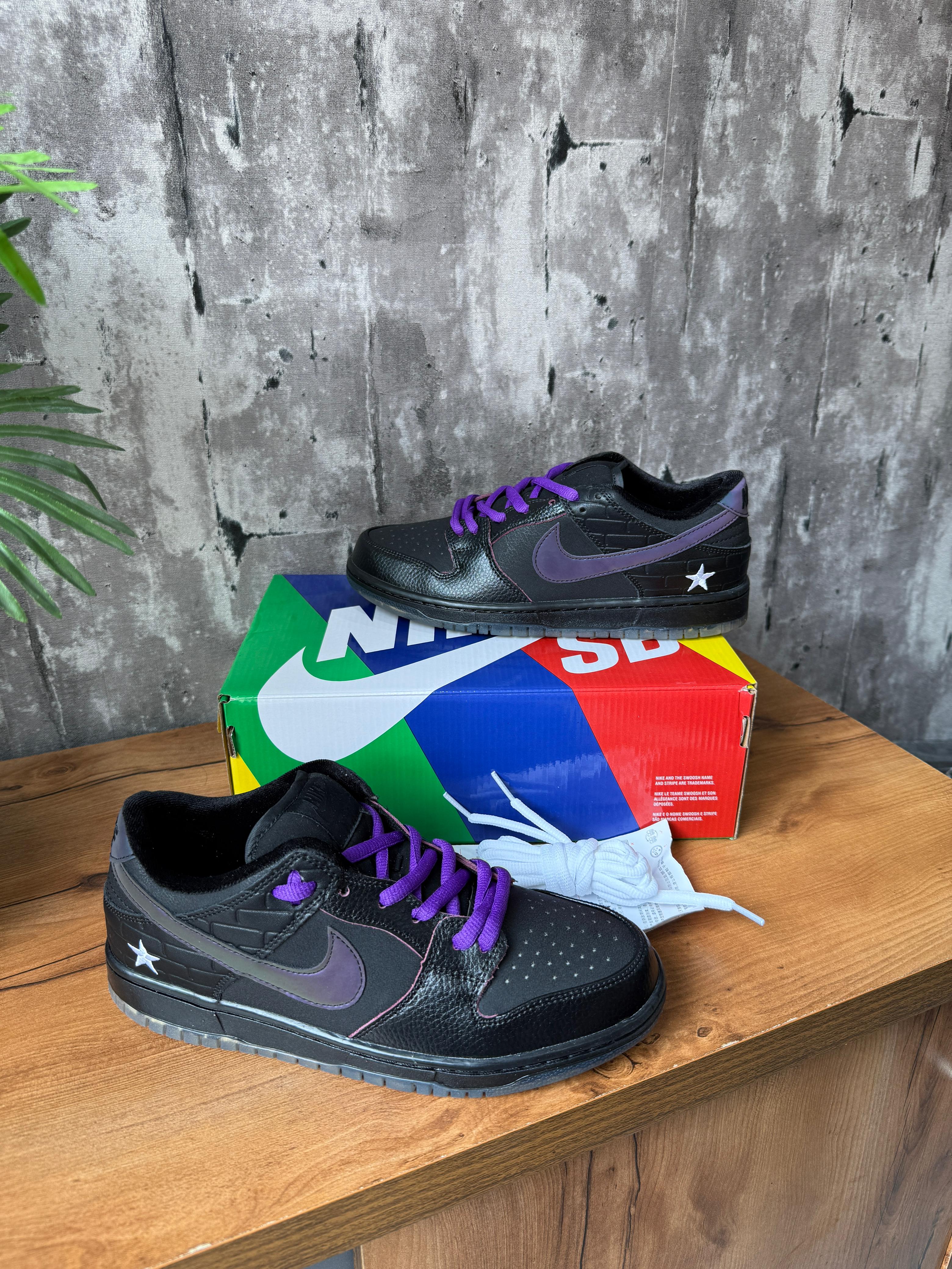 Familia x Nike SB Dunk Low First Avenue