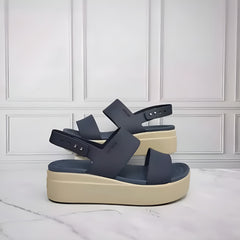 WMN’s Crocs Brooklyn Sandals For Her