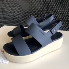 WMN’s Crocs Brooklyn Sandals For Her