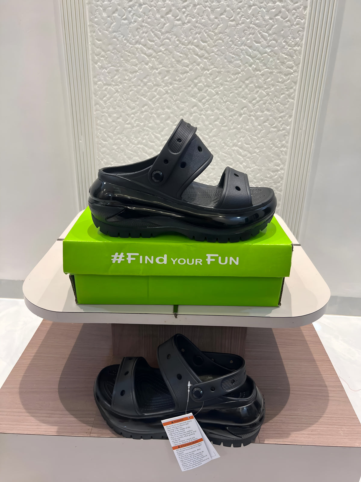 Crocs Mega Crush Sandal Black