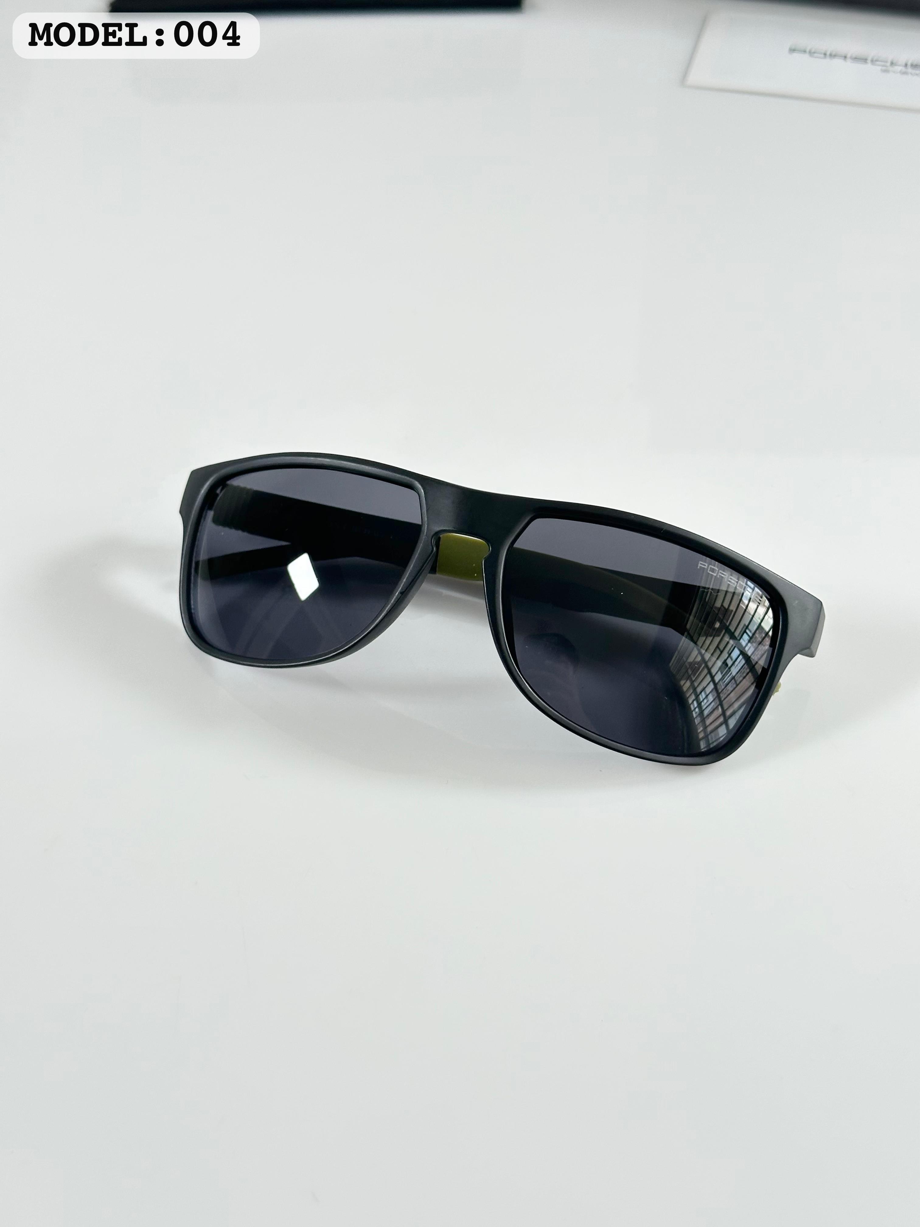 PORSCHE 004 BLACK