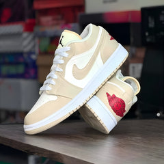 NIKE AIR JORDAN 1 LOW SE SAIL RATTAN UNIVERSITY RED