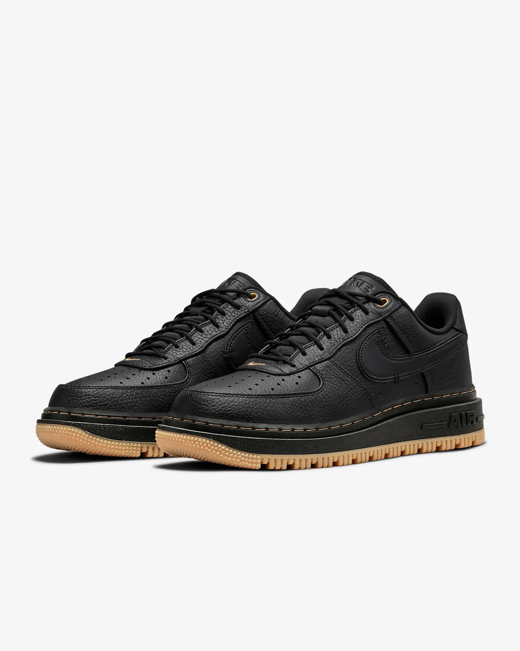 Nike Air Force 1 Luxe