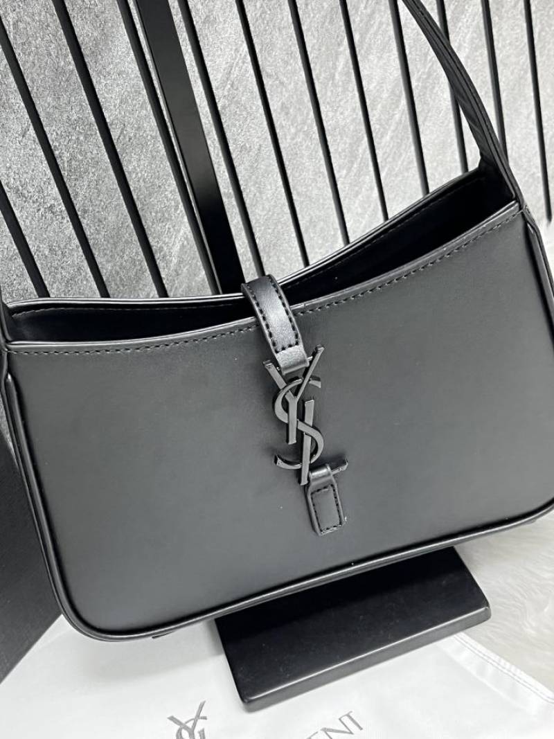 Ysl Saint Laurent Hobo All Black Leather Shoulder Bag With OG Box & Dust Bag 6030 Black