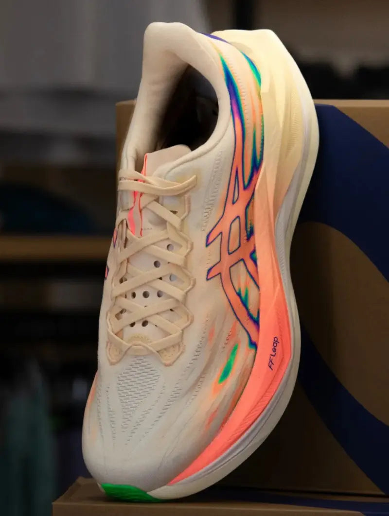 Asics super blast 3 sea shell run corals