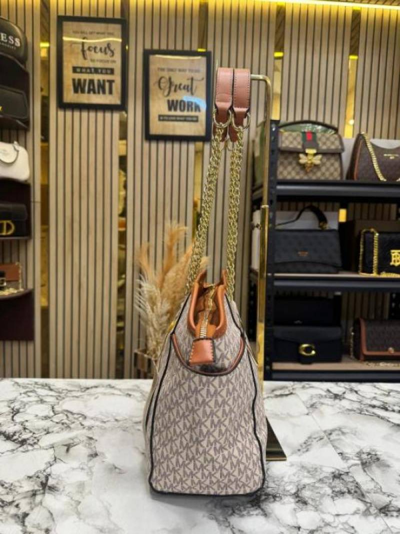 Michael Kors Jet Set Travel Chain Shoulder Tote Bag Witch Dust Bag (70199-Beige)