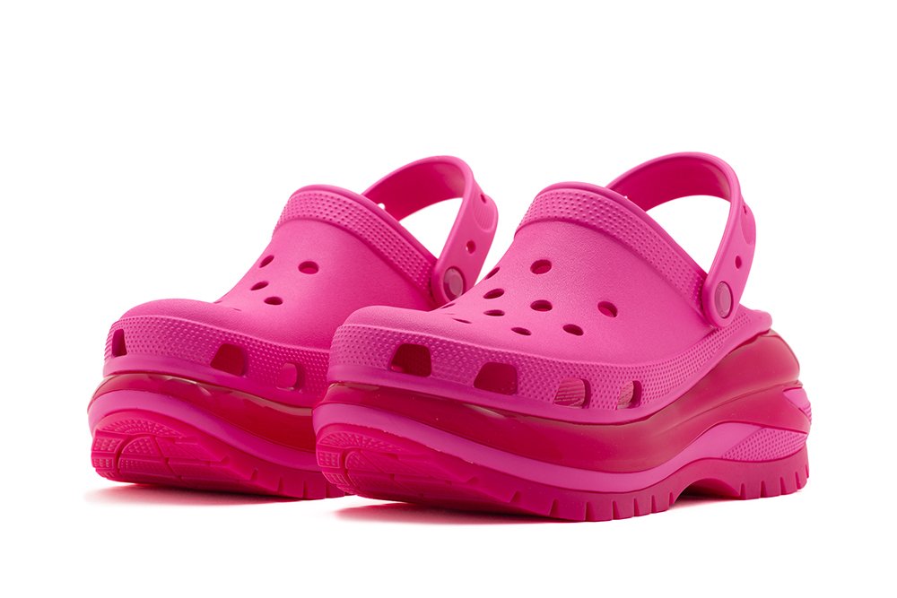 WMNS Crocs Classic Mega Crush Clog "Juice"