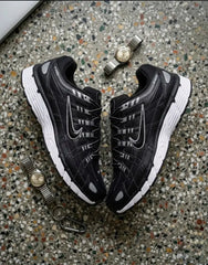 Nike P 6000 Black/White/Metallic Silver