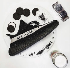 Adidas Yeezy Boost 350 V2 Oreo Black