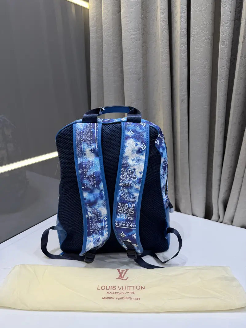 LOUIS VUITTION BLUE COLOUR PREMIUM CLASSIC BAGPACK WITH DUST BAG