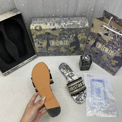 Christian Dior Black Tiger Dway Slide With OG Box & Carry Bag (Black Tiger)