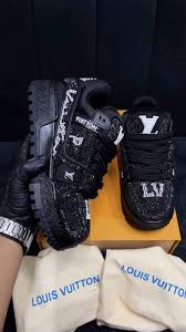Louis Vuitton Trainer Maxi Diamond Black