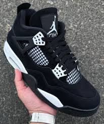 Air Jordan retro 4 Black white