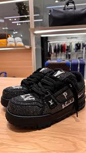 Louis Vuitton Trainer Maxi Diamond Black