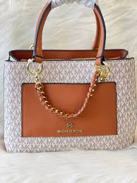 Michael Kors Classic Monogram Medium Tote With Dust Bag(20022 Beige Brown).