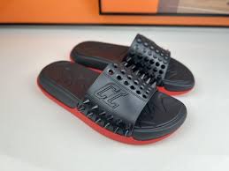 CHRISTIAN LOUBOUTIN  PREMIUM SLIDES