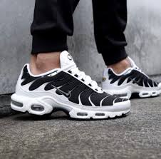 Airmax plus TN killer whale black white As2