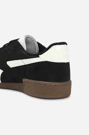 Reebok Club C Black Grounds Trainers