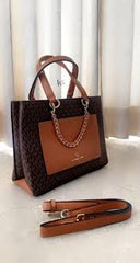 Michael Kors Classic Monogram Medium Tote With Dust Bag(20022 Coffee Brown)