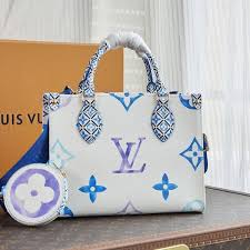 Louis Vuitton On The Go Medium Tote With Dust Bag (M22868 Blue)