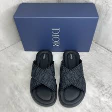 DIOR PREMIUM SLIDES