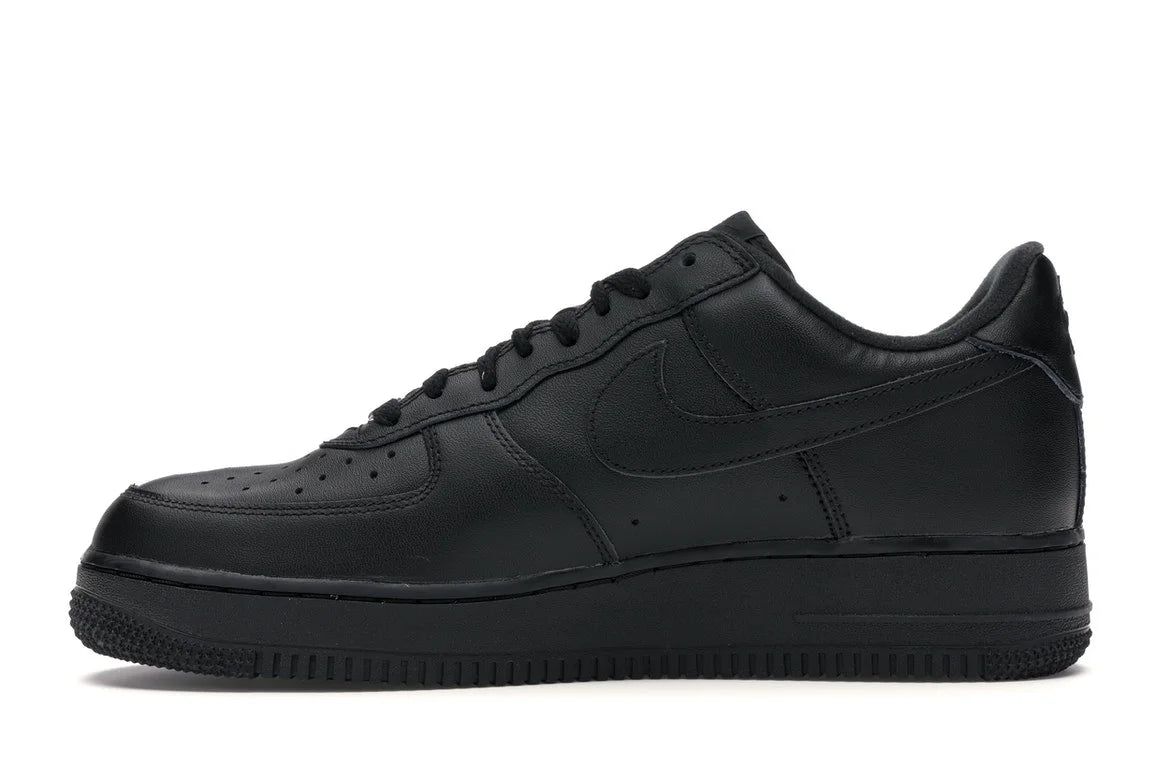 NIKE AIR FORCE 1 SUPREME BLACK