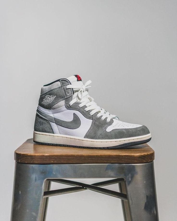 NIKE AIR JORDAN RETRO 1 WASHED BLACK